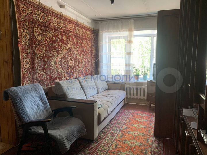 2-к. квартира, 39 м², 4/4 эт.