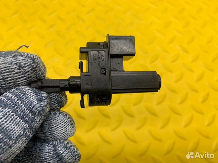 Датчик педали сцепления Ford Transit 8 FCD 310M