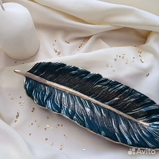 Подставка интерьерная Перо