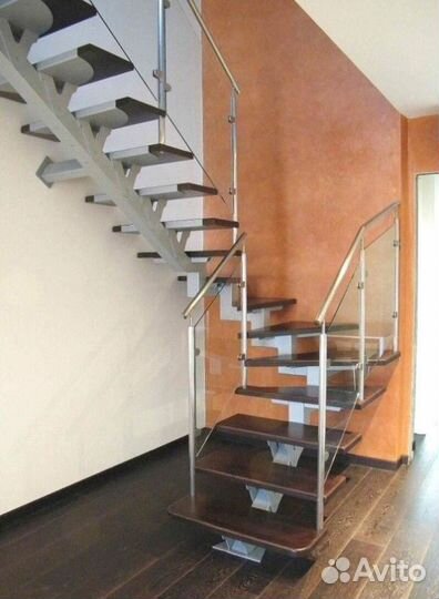 Металлические каркасы для лестниц