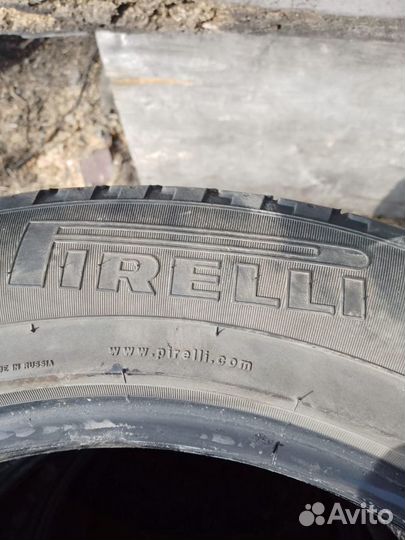 Pirelli Scorpion 215/60 R17