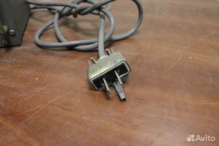 Прибор Ballantine Laboratories 135