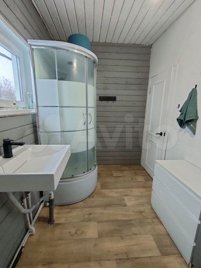 Дом 165 м² на участке 13 сот.