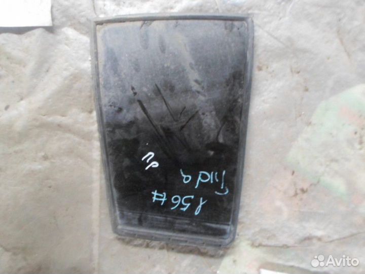 Форточка задняя правая хэтч Nissan Tiida 2007-2015