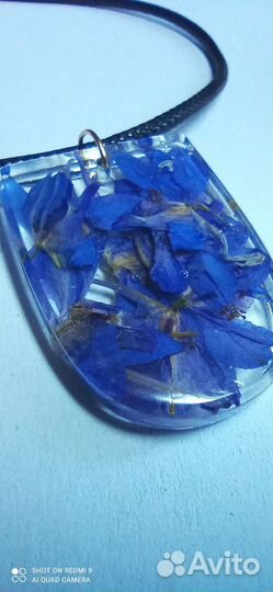 Украшение из эпоксидной смолы