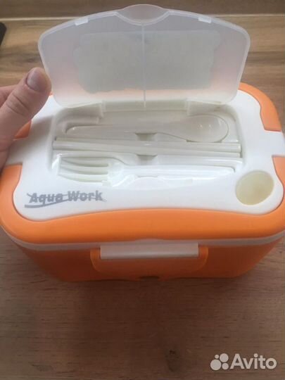 Контейнер для еды с подогревом