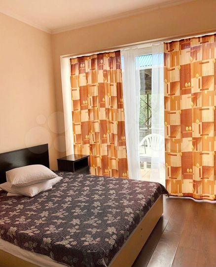 Комната 18 м², 1/3 эт.