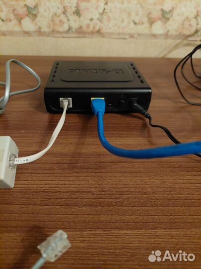 Роутер D-Link DSL-2500U