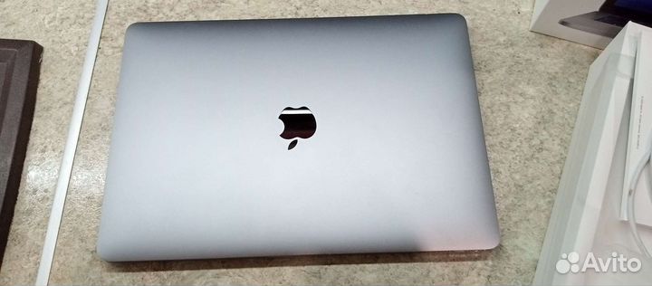 Apple Macbook Pro 13 2020 m1 8gb 256