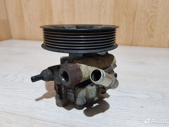 Насос гидроуселителя руля Toyota Estima TA-ACR40W