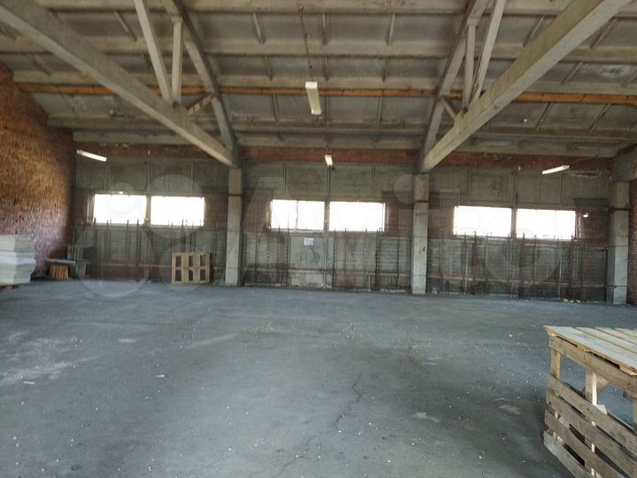 Склад, 700 м², автопандус, 150 кВт
