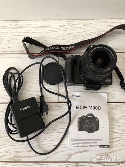 Зеркальный фотоаппарат Canon eos 1100d