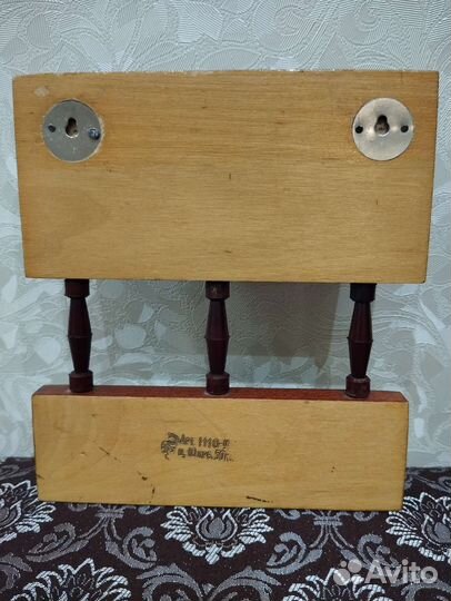 Вешалка-ключница для бытовых мелочей