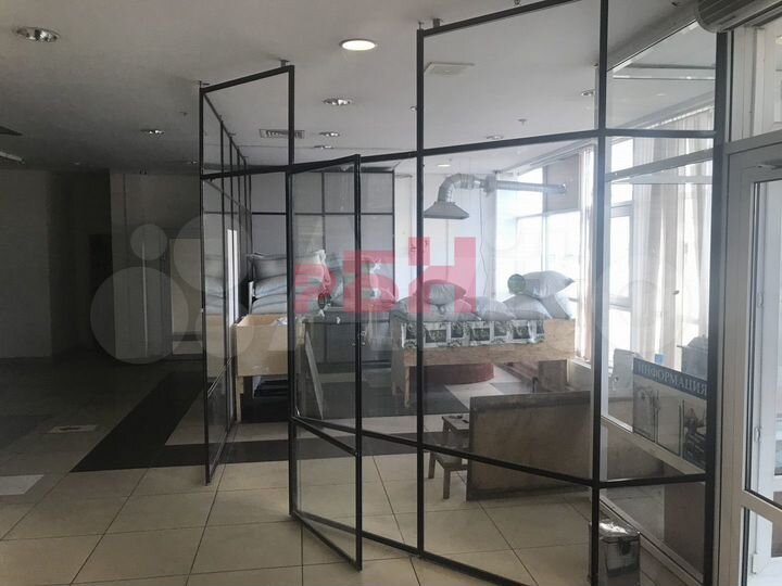 Продам торговое помещение