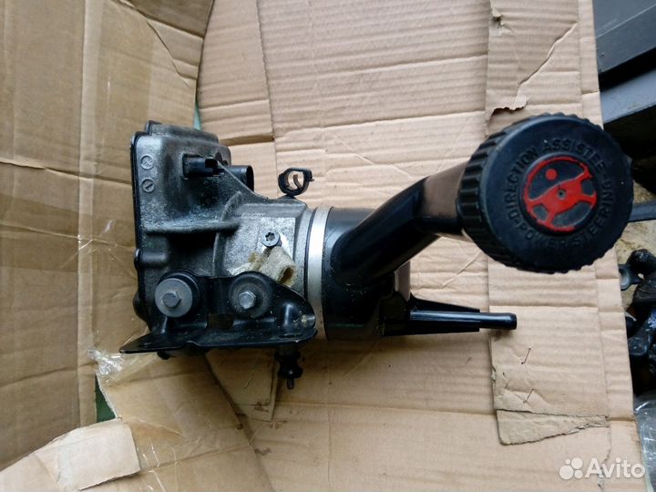 Насос гур Пежо 308