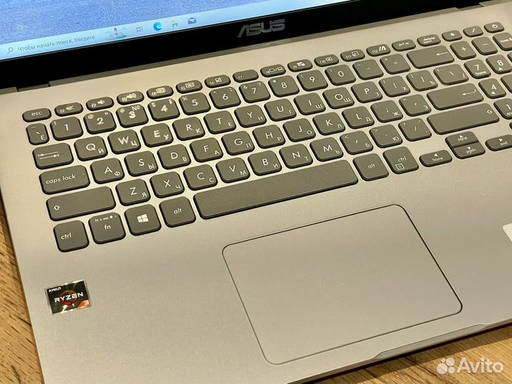 Ноутбук Asus 15.6