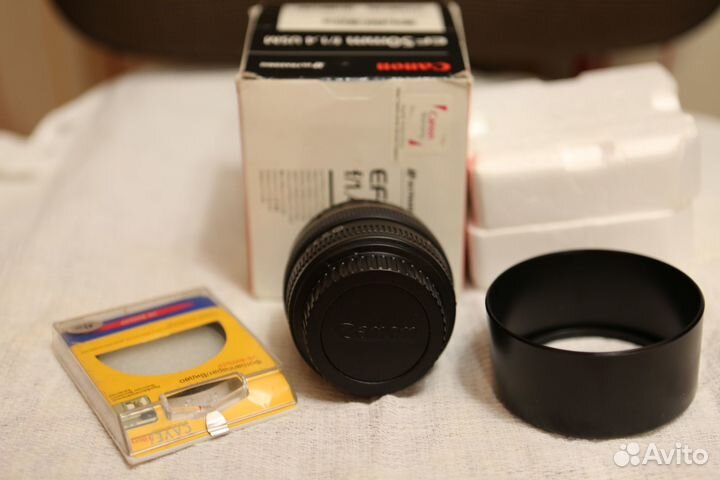 Canon EF 50mm f 1.4 usm (новый)бленда;светофильтр