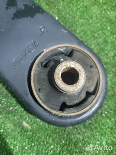 Рычаг передний правый Kia Rio 3 545014L000