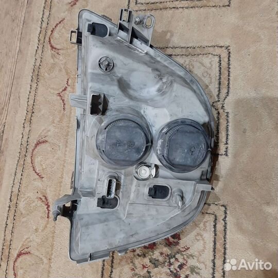 Фара правая Renault Master