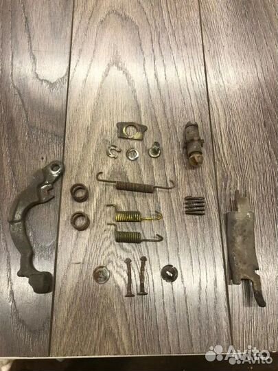 Механизм ручного тормоза Mitsubishi