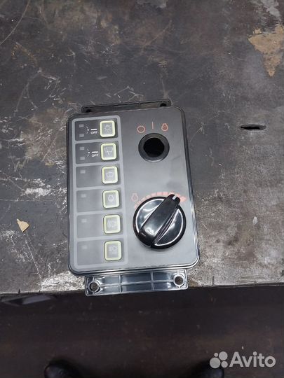 Панель приборов хендай R170