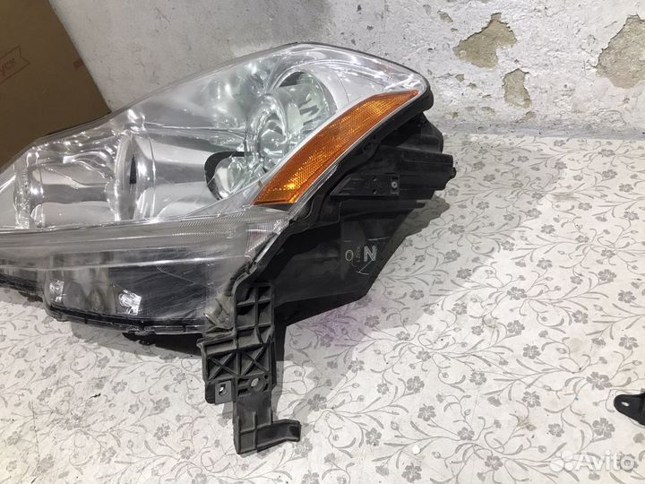 Фара левая ксенон Infiniti Y50