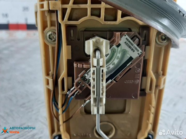 Насос топливный Volkswagen Golf Plus 2008