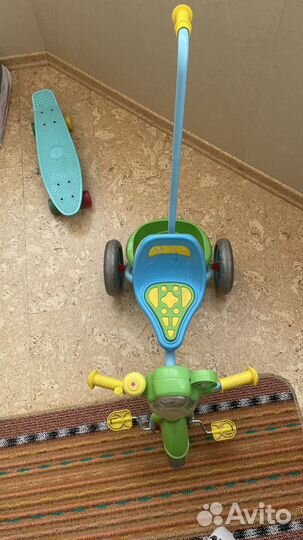 Детский велосипед трехколесный с ручкой