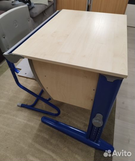 Растущая парта Деми