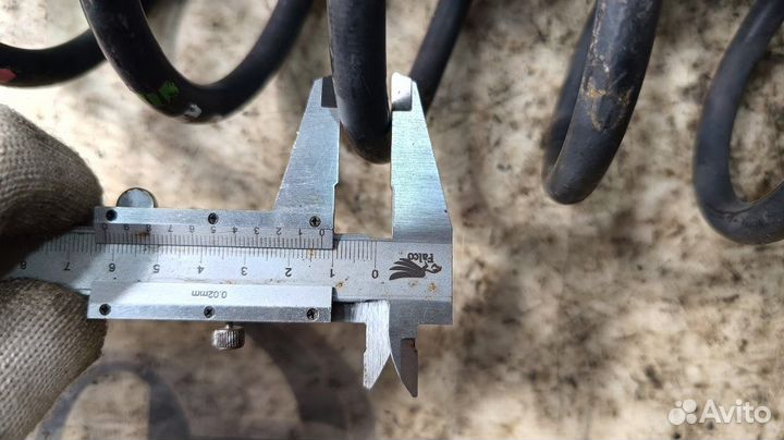 Пружина задняя Peugeot 3008