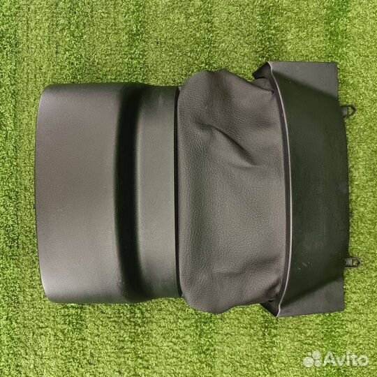 Кожух рулевой колонки Ford Focus 2 2007 1317243