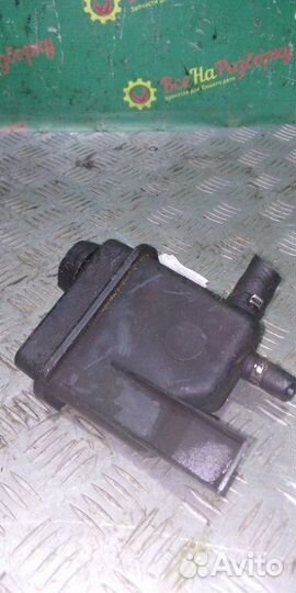 Бачок гидроусилителя руля Mitsubishi Carisma седан