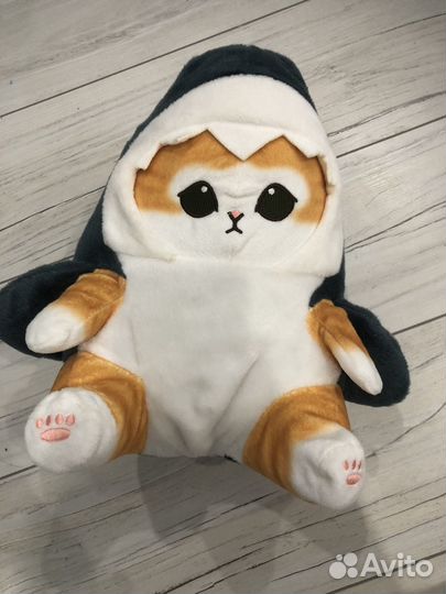 Плюшевая игрушка котенка