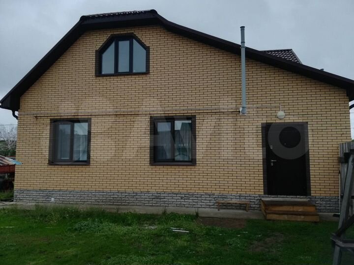 Коттедж 184 м² на участке 45 сот.