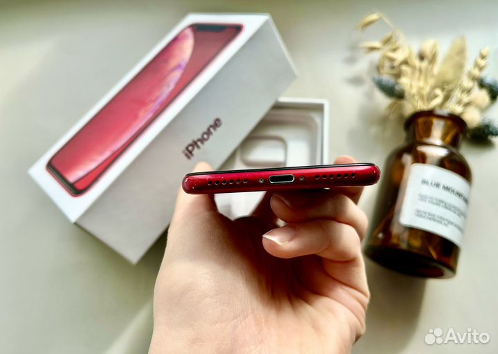 iPhone 8, 64 ГБ