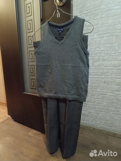 Школьная форма для мальчика р-р 122-128