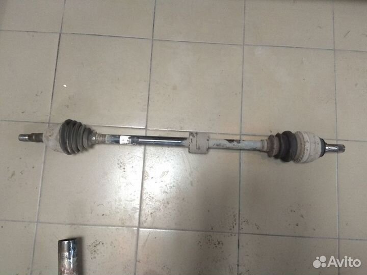 Opel Astra H Полуось передняя правая