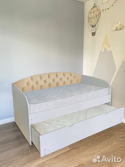 Кровать для малыша мягк спинка лдсп трансформер