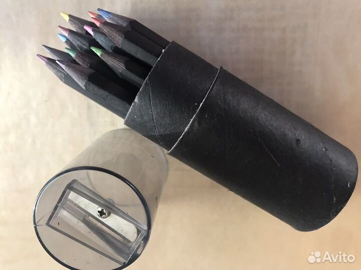 Кисти худож.N1,2,8,карандаши СССР и др