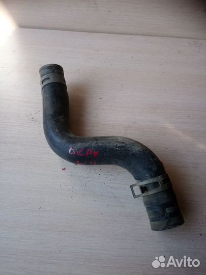 Патрубок радиатора Nissan Wingroad (Y11) II (1999–