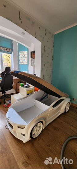 Детская кровать машина для мальчика