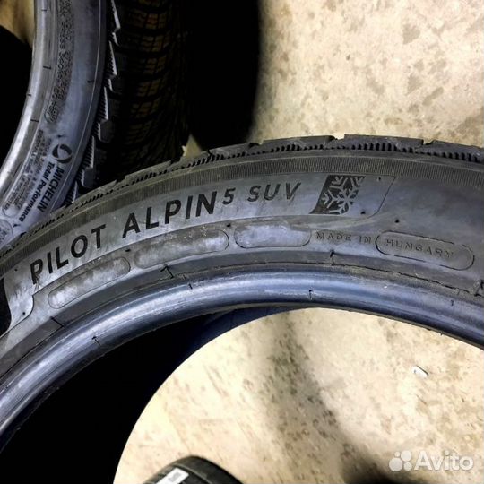 Michelin Alpin 5 285/40 R21 109V