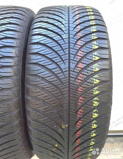 Goodyear Vector 4Seasons 235/55 R17 103V