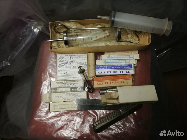 Шприц стеклянный. СССР