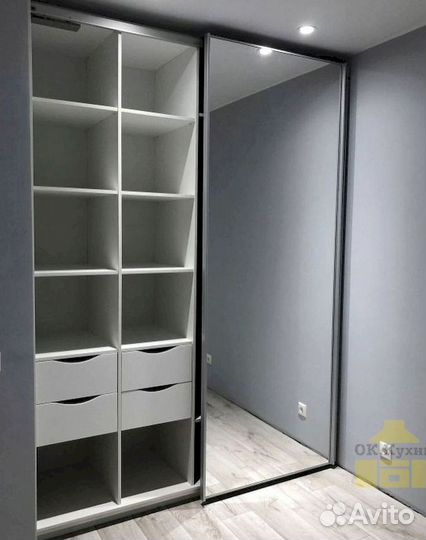 Шкафчик для ванной