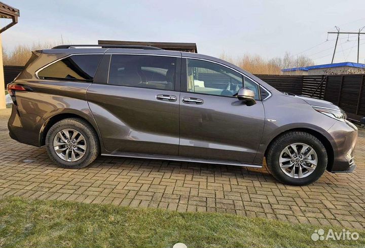 Toyota Sienna 2.5 AT, 2022, 26 000 км