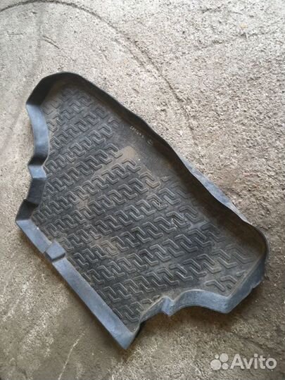 Коврик багажника задний Mitsubishi Lancer 10 CY4A