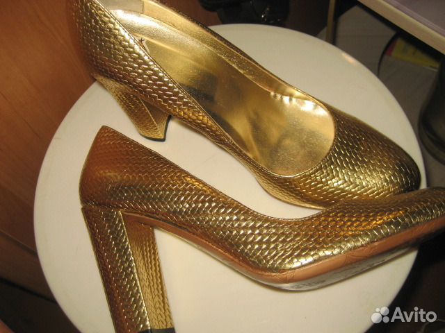 Новые туфли р.40/41