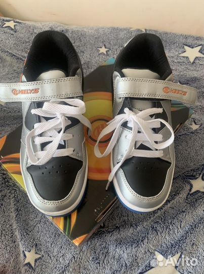 Новые ролики (роликовые кроссовки) Heelys