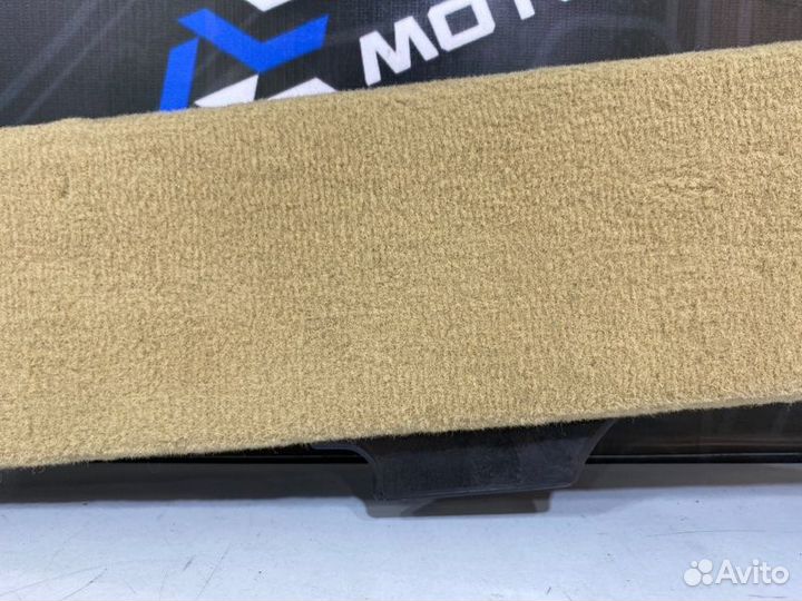 Ковер багажника правый Volkswagen Touareg 7L AXQ/4